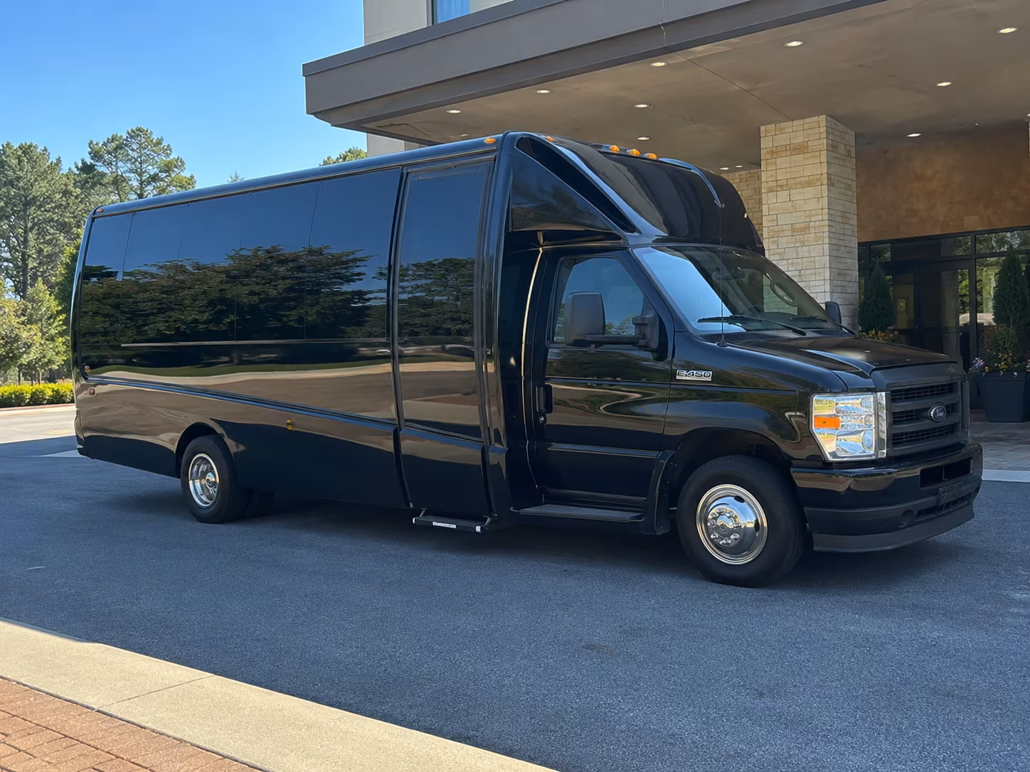 el monte bus rentals for california road trips and arizona travel