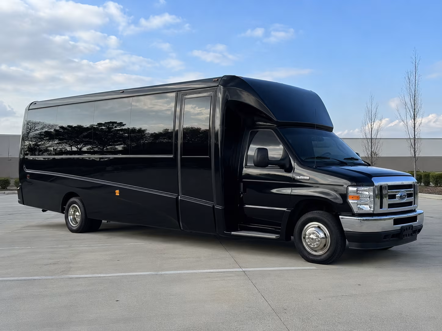 el monte parking shuttle and park and ride bus rentals