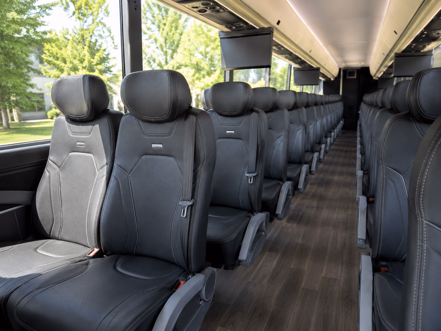 el montecharter bus services